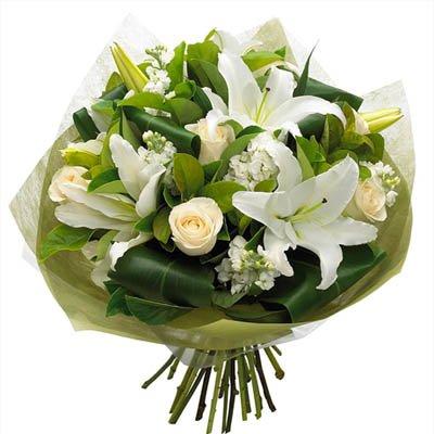 Radiant White Bouquet – CityFlowers